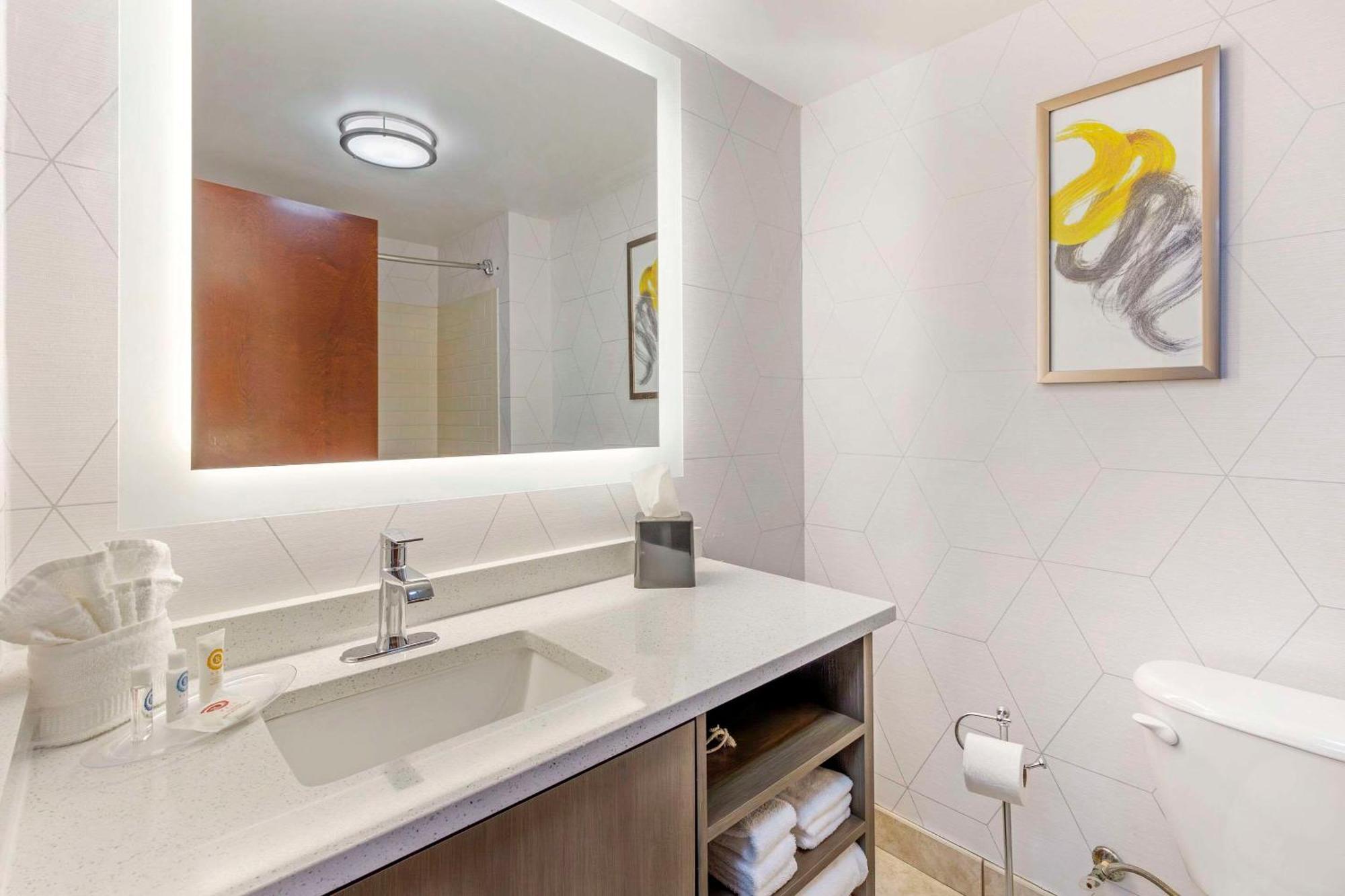 Comfort Suites Whitsett - Greensboro East Ngoại thất bức ảnh