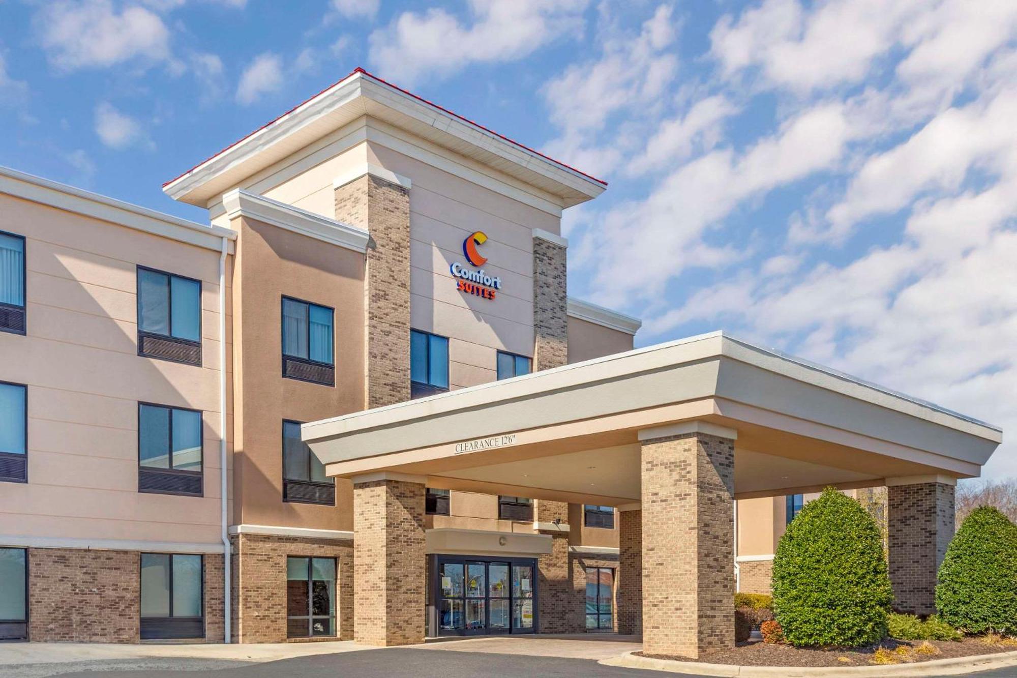 Comfort Suites Whitsett - Greensboro East Ngoại thất bức ảnh