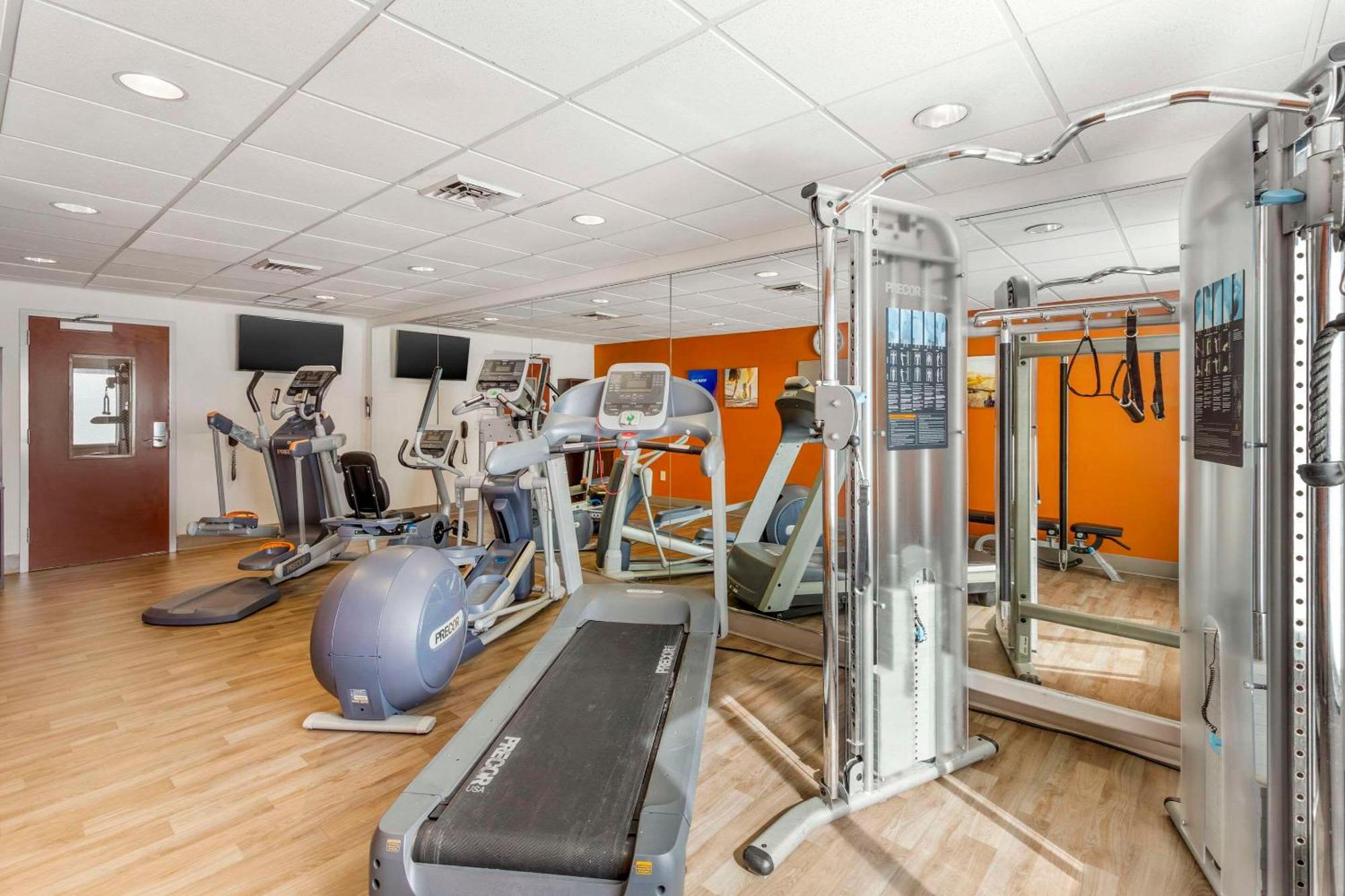 Comfort Suites Whitsett - Greensboro East Ngoại thất bức ảnh